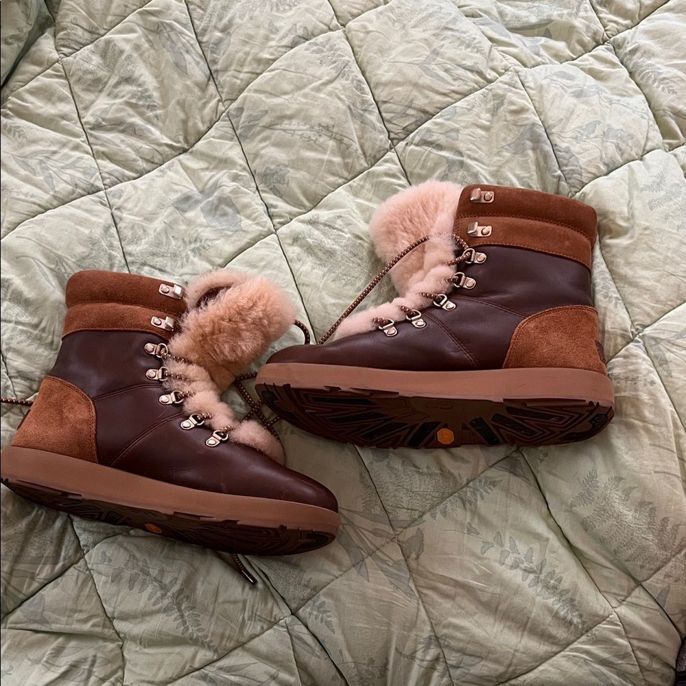 New! Ugg Viki Waterproof Boot Brown Suede Leather Size 9.5 1017493